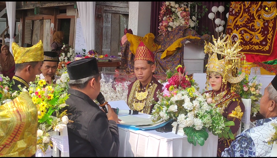 Sucikan Ikatan Cinta, Silvy & Riyan Resmi Menjadi Pasangan Suami Istri